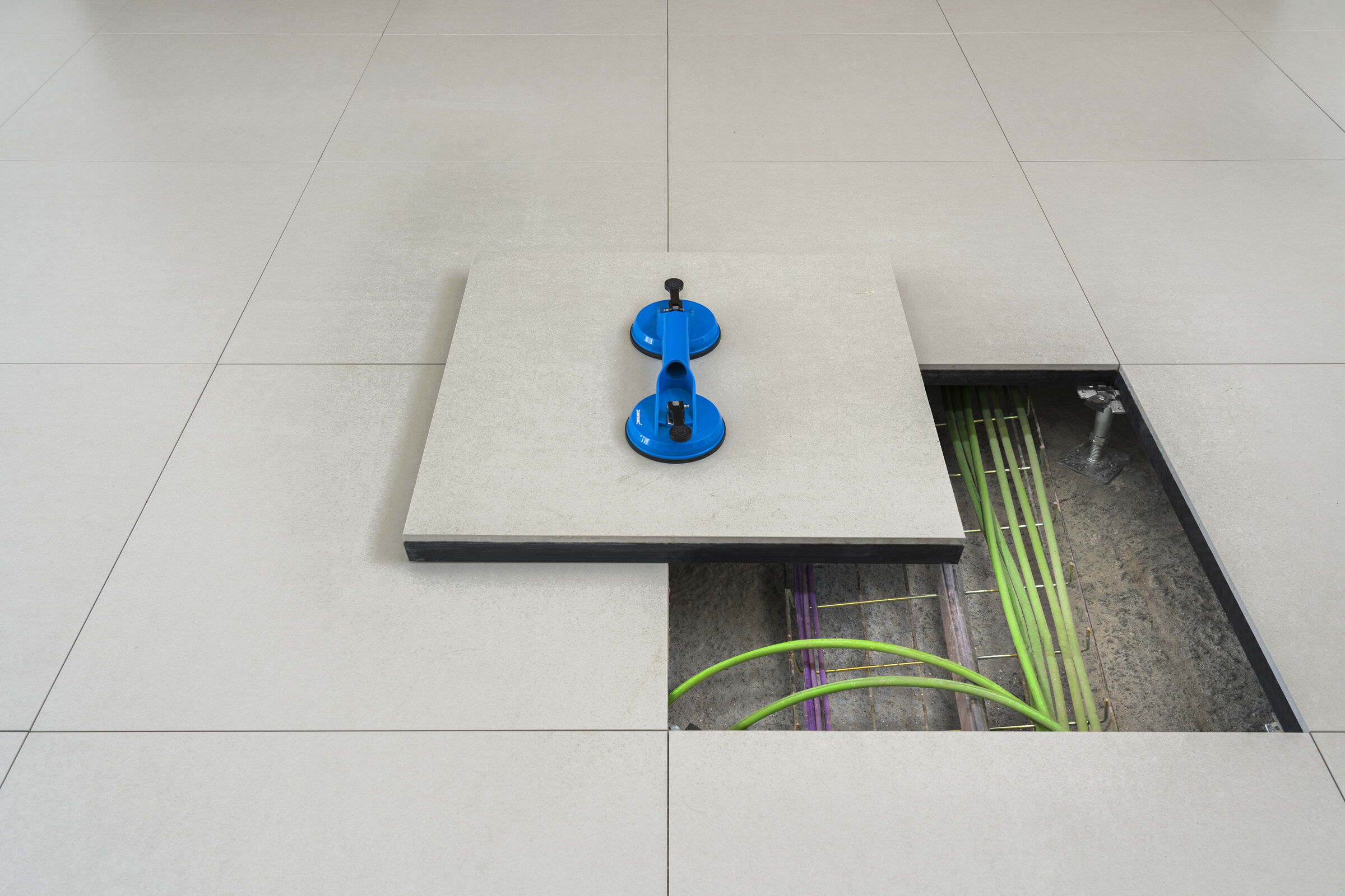 Products Raised Flooring Image